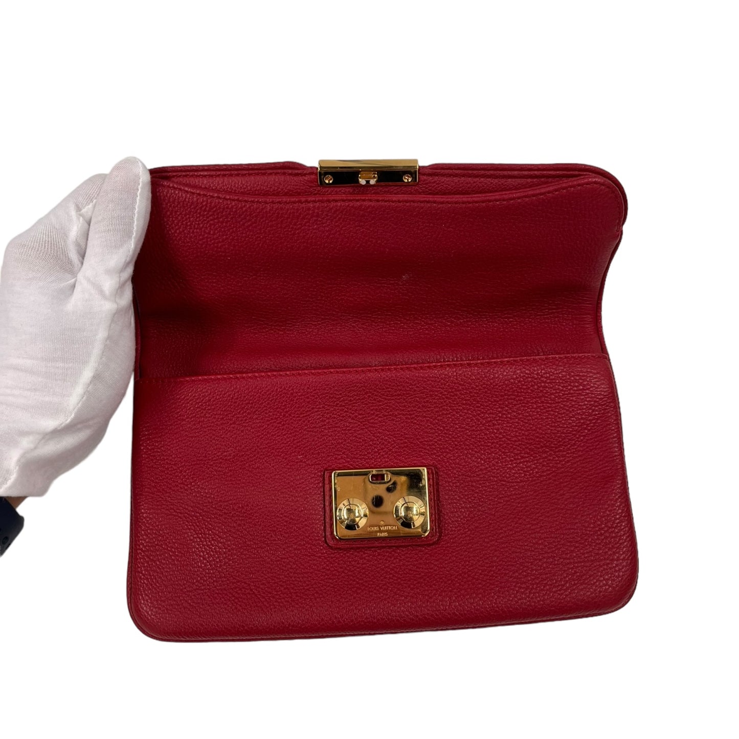 LOUIS VUITTON Clutch Bag Red Scratch *Without Mirror* Rank B