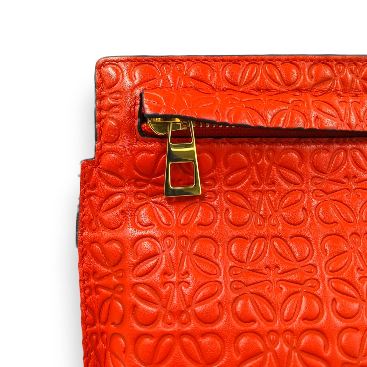 LOEWE Shoulder Bag 061604 Rank (B) Red Repeat Anagram T