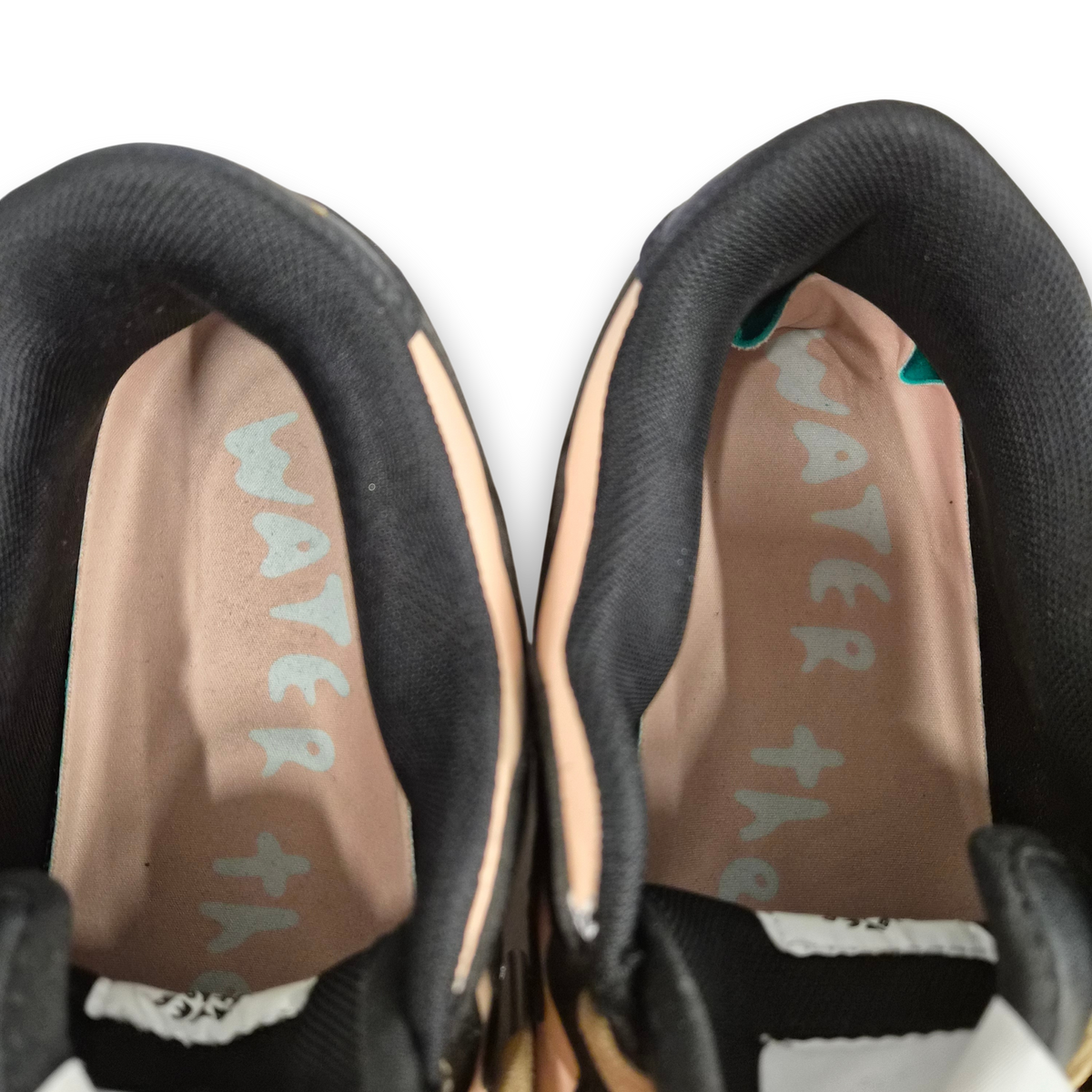 WATER THE PLANT Sneaker SIZE 8 Lady's Black And Beige Rank(B) Stain