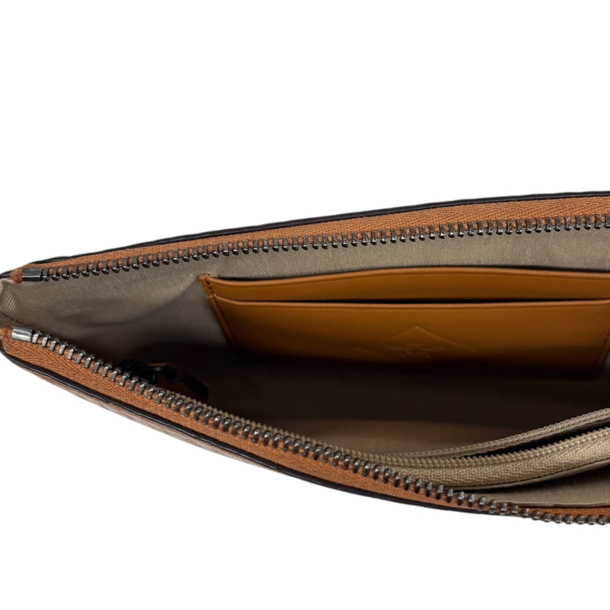 MCM Pouch MXZEATTO1C0001 Brown