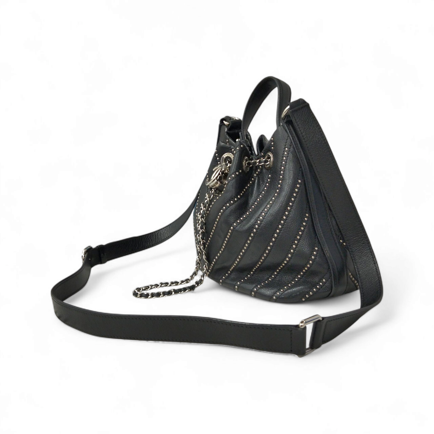 CHANEL Studs Shoulder Bag A93850 Black Stain 23771361 Rank(B)