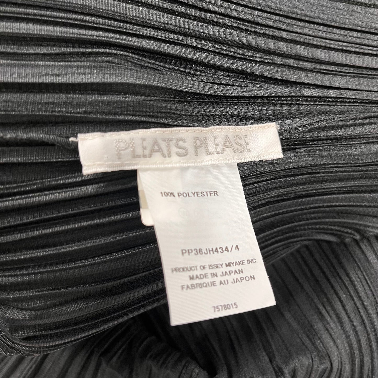 PLEATS PLEASE Long Sleeve Cut
