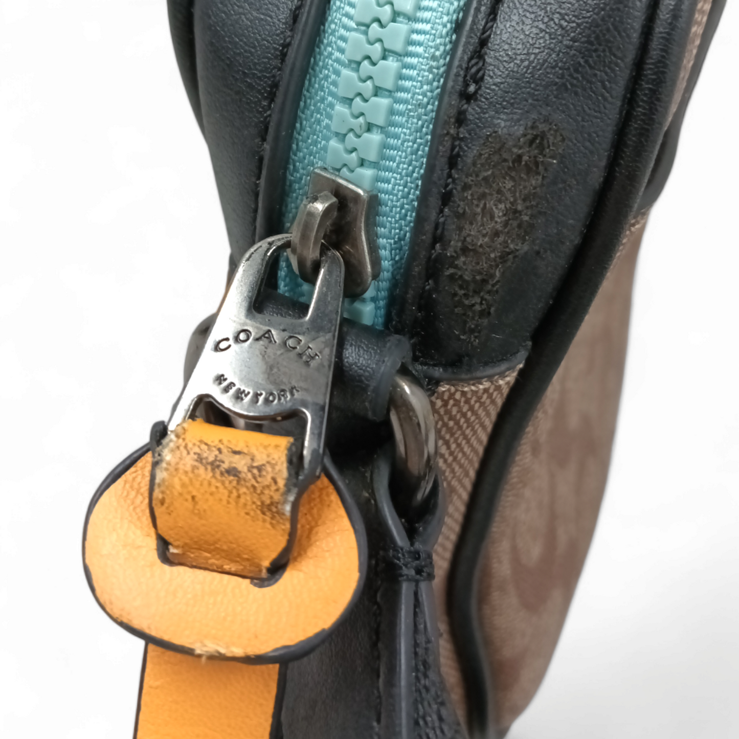 COACH Shoulder Bag F72930 Brown **Damage** Rank C