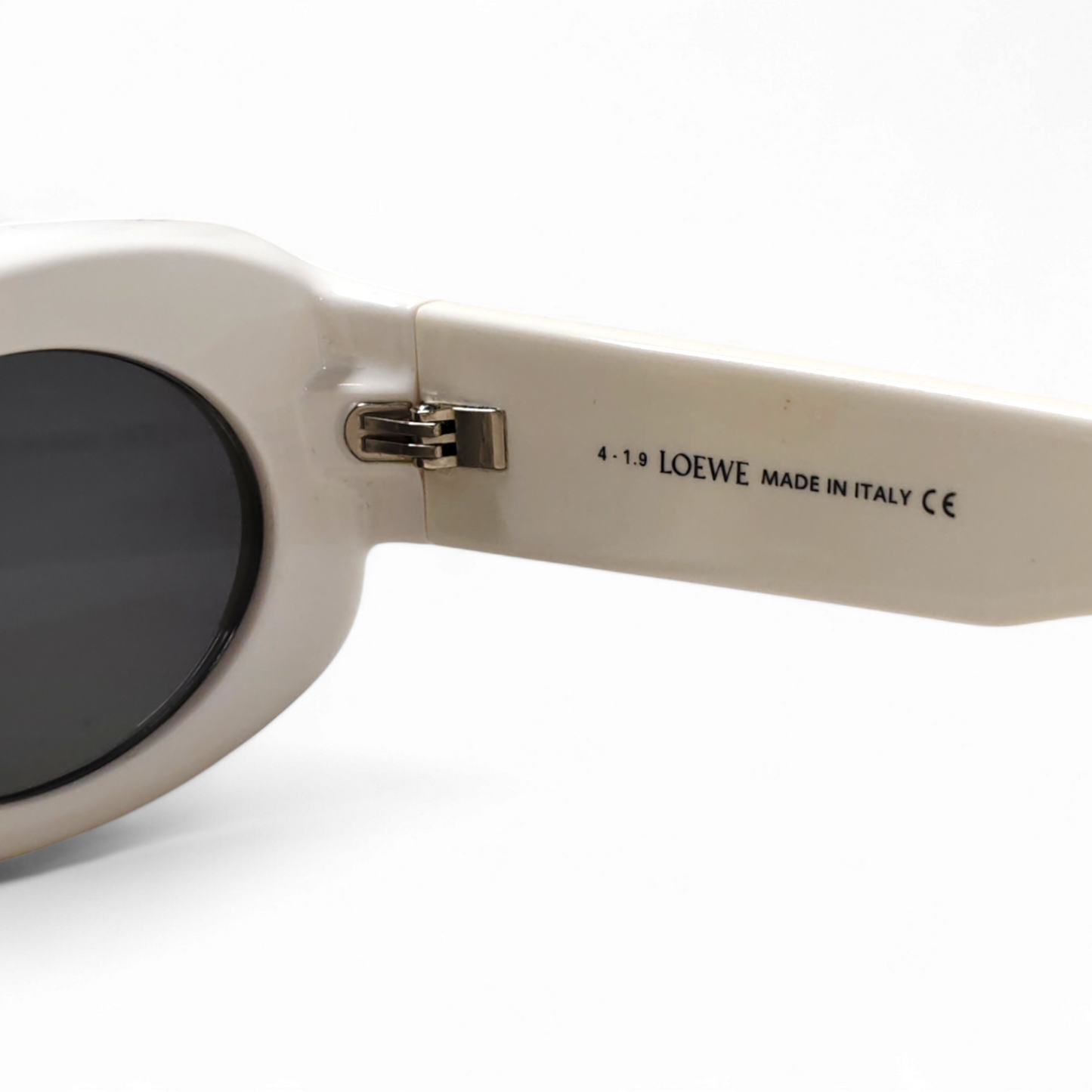LOEWE Sunglasses LW40031 Yellow/White Rank A