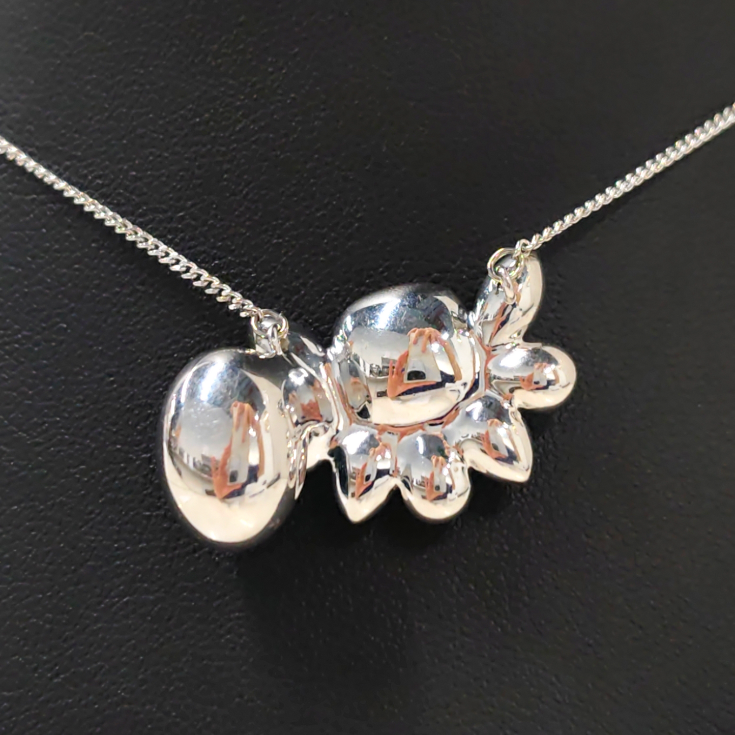 SWAROVSKI Necklace silver/blue crystal Rank A