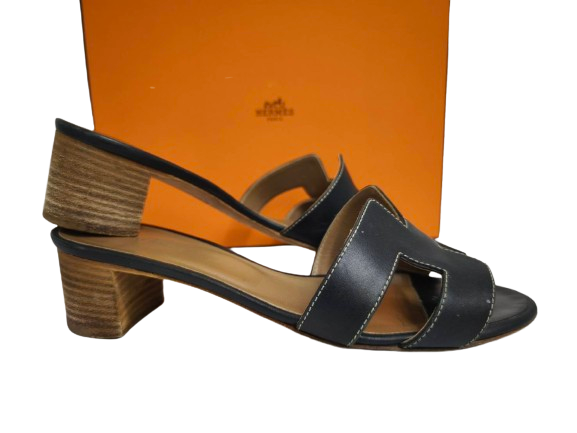 Sandal HERMES 38 Black Rank (BC) Damage
