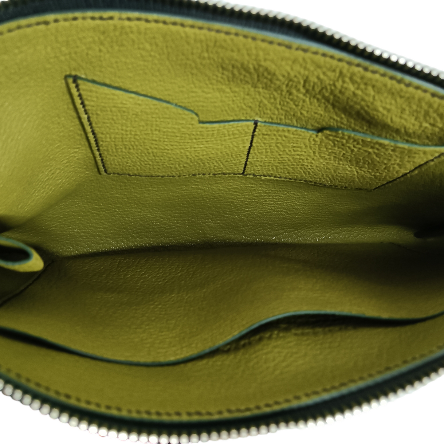 MAISON TAKUYA Clutch Bag Olive *Zipper Problem