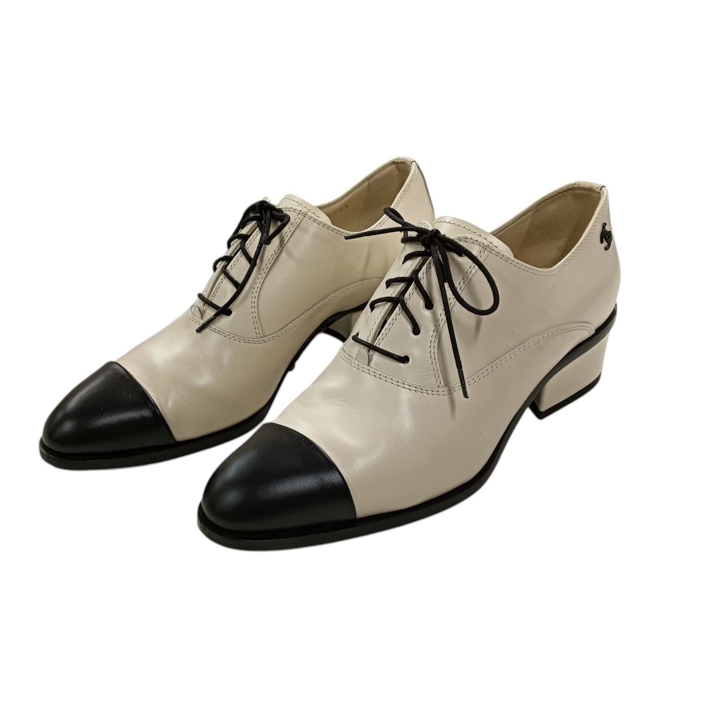 CHANEL Lace Up Shoes Lady's Size 37 1/2C Beige/Black G39008