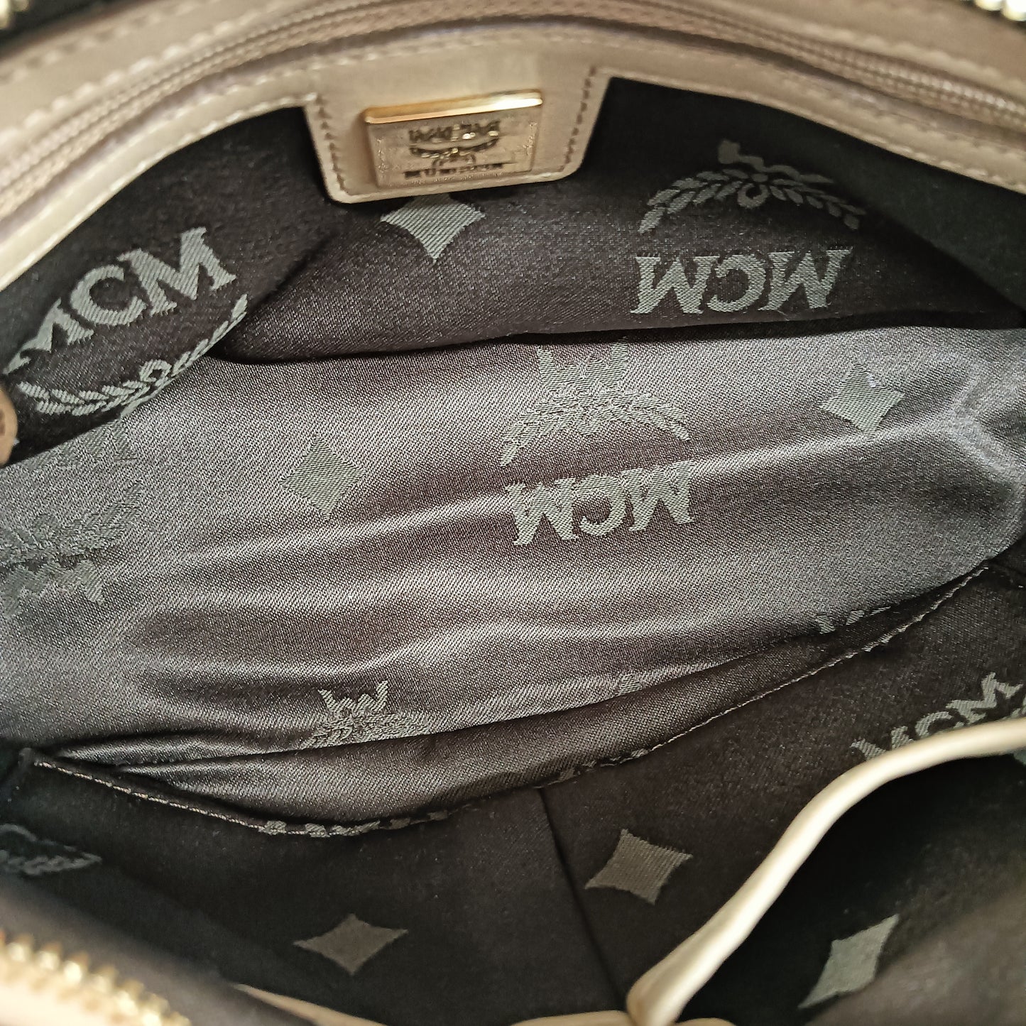 MCM Shoulder Bag N70MX000F1 Beige Stain/Damage