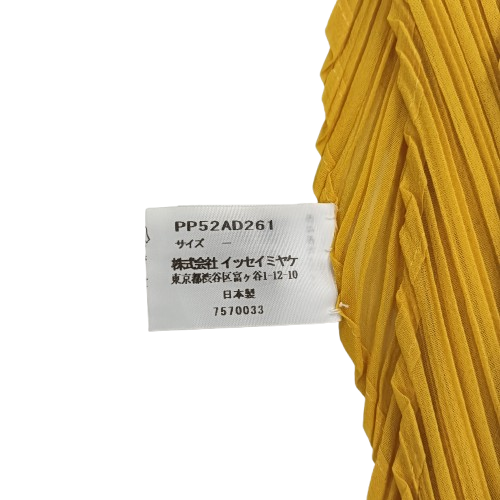 Scarf PLEATS PLEASE PP52-AD261 Yellow **Stain