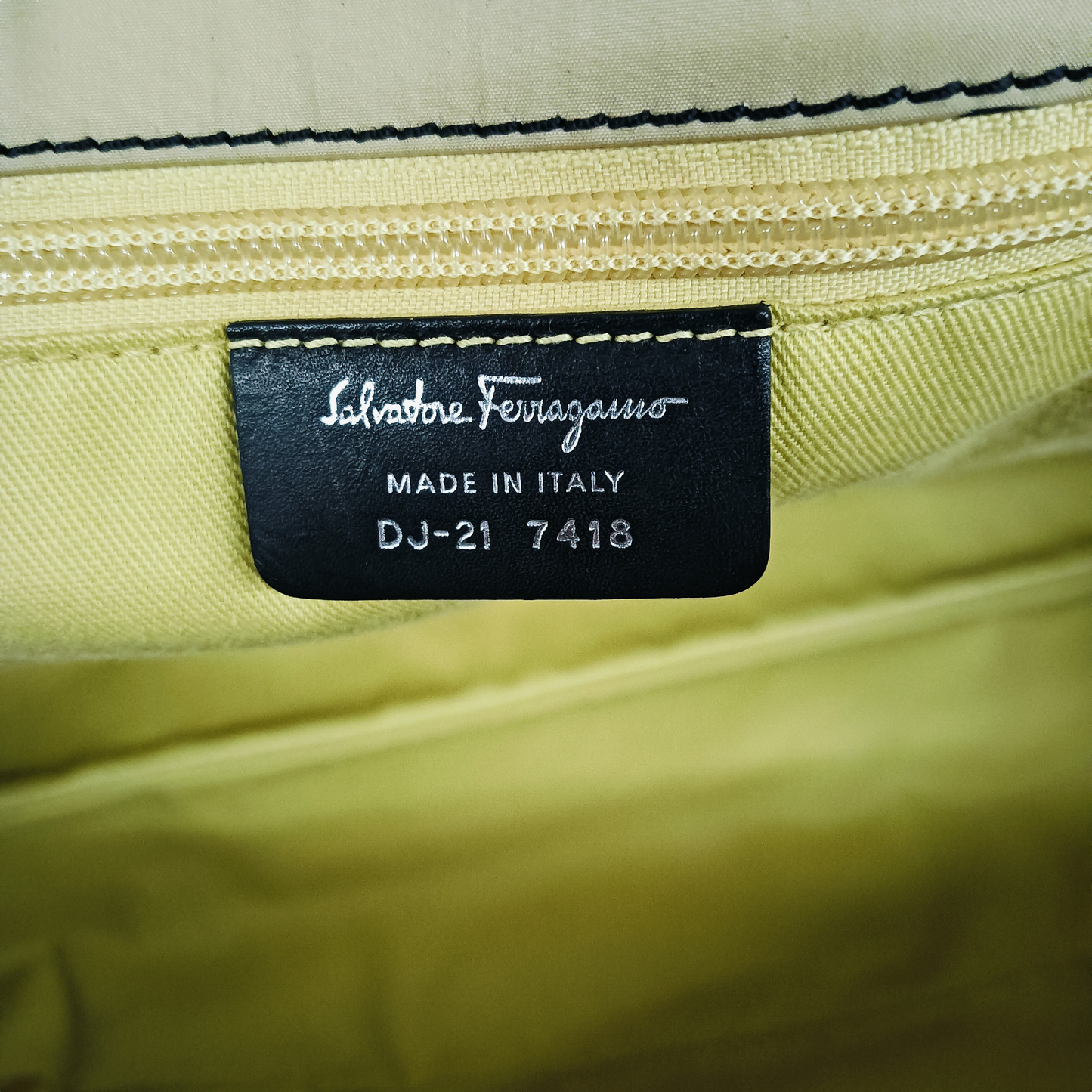 SALVATORE FERRAGAMO HandBag DJ-21 7418 Multi color Rank B