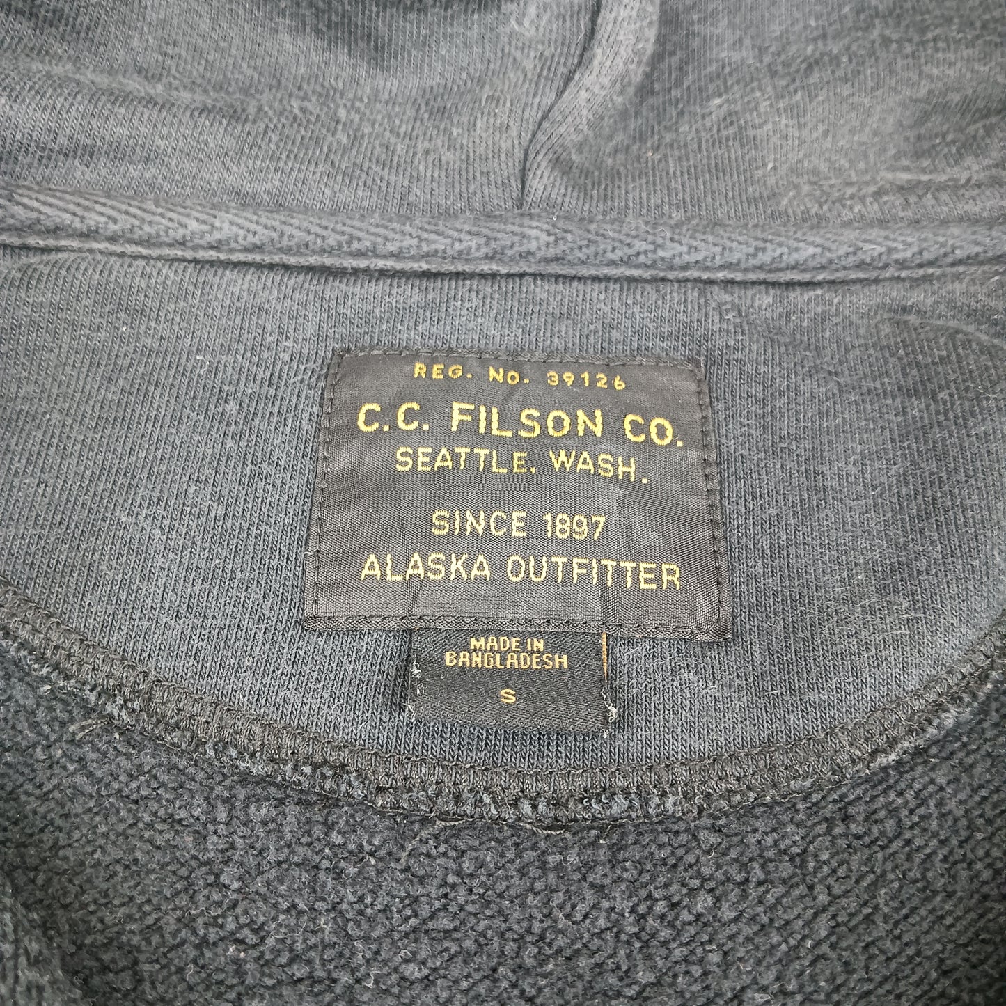 FILSON Parker SIZE S Mens Black Rank BC Damage