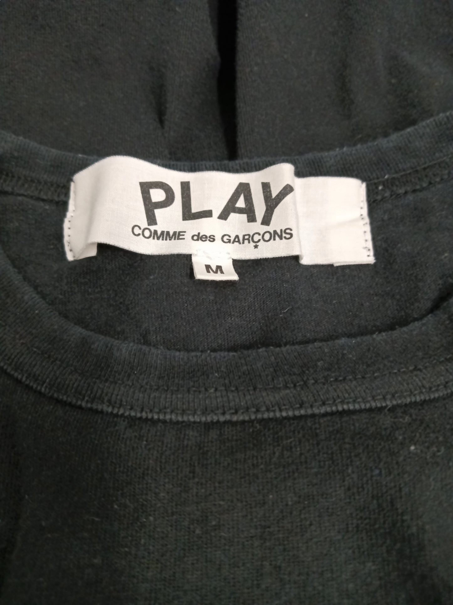 PLAY COMME DES GARCONS T-SHIRT SIZE M MENS BLACK AZ-T202