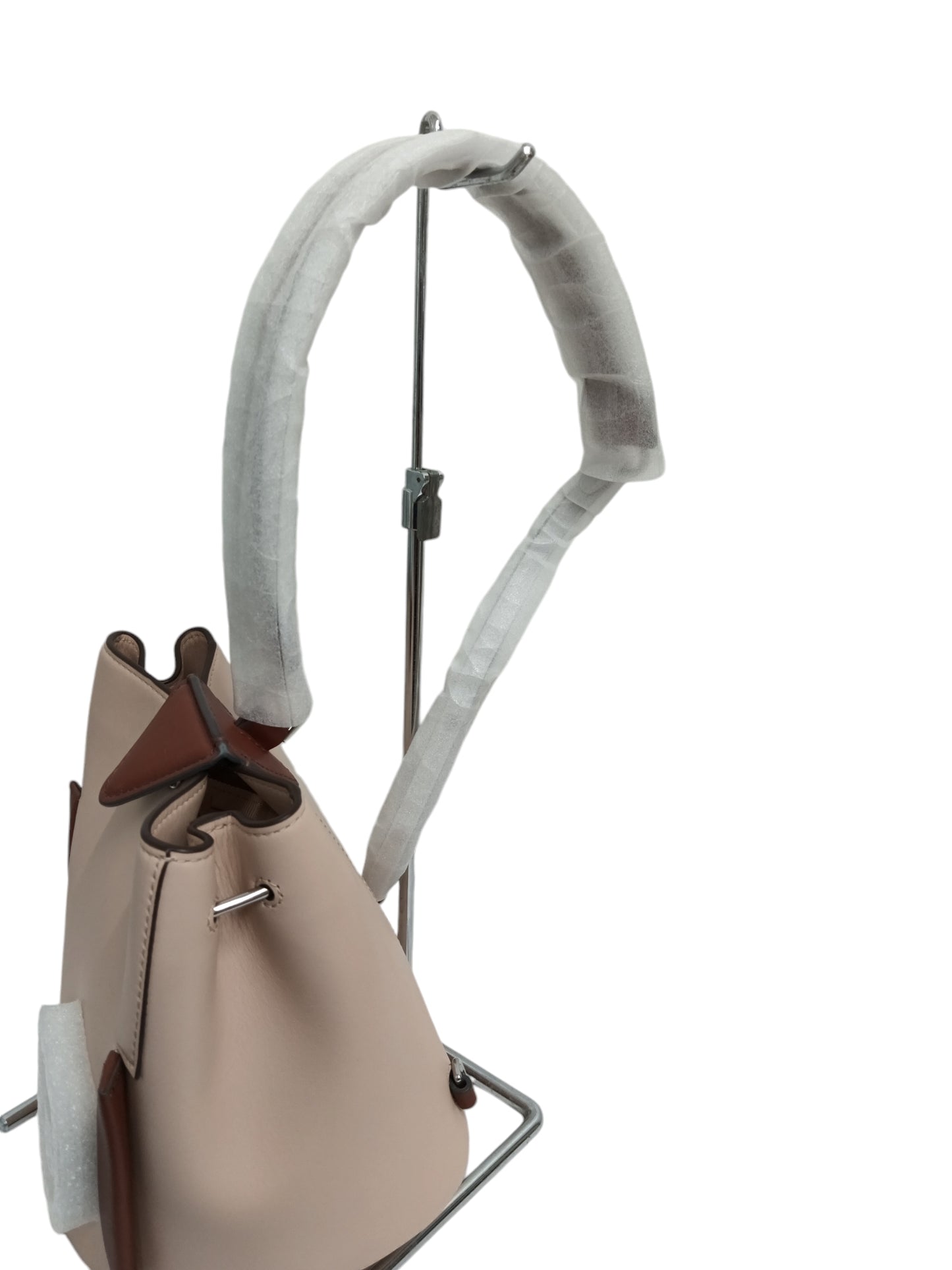 DANSE LENTE JOSH BUCKET BAG BEIGE P19191769