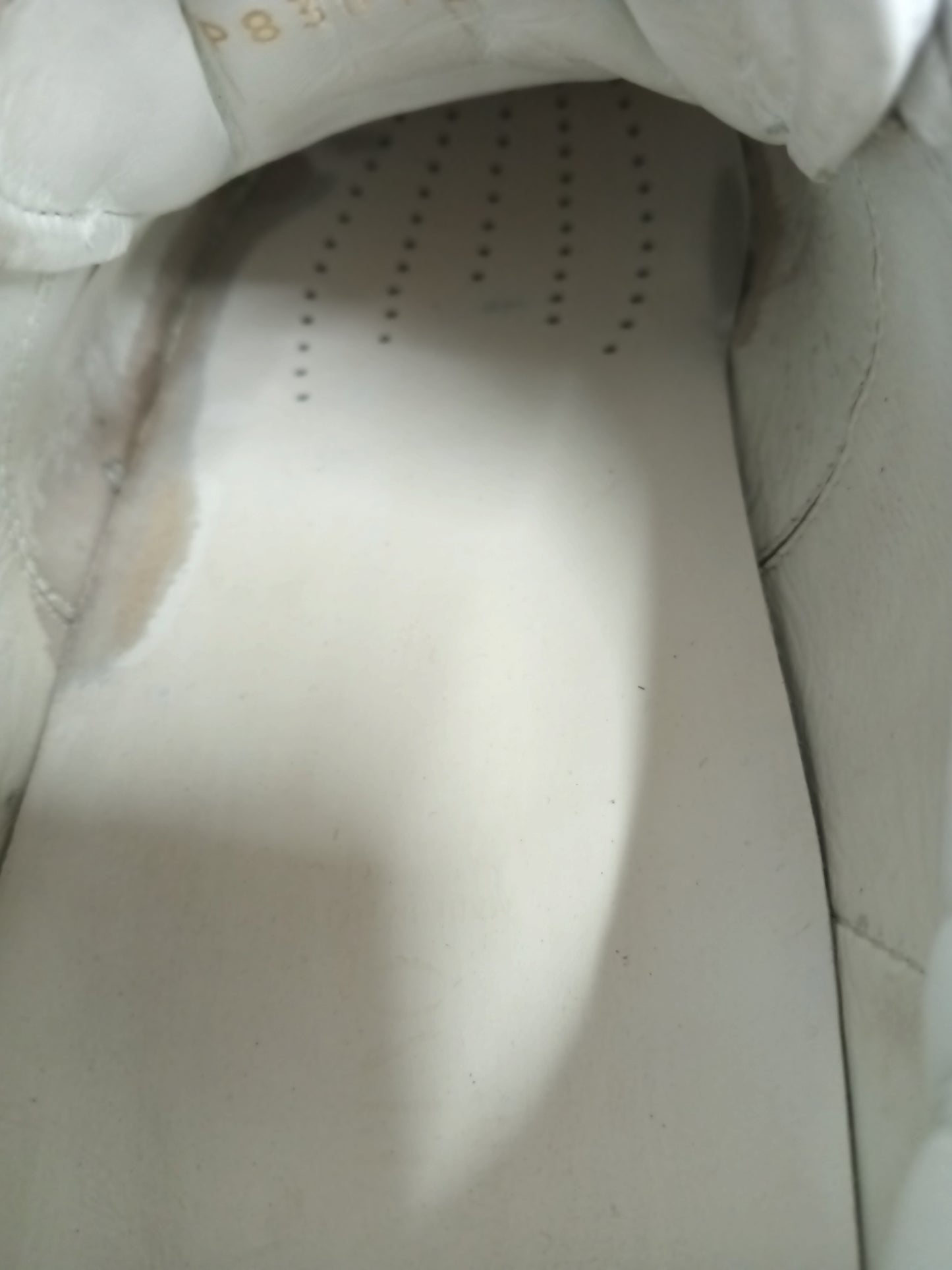 VALENTINO GARAVANI SNEAKER SIZE 41 1/2 MENS WHITE TP830Y2 DAMAGE