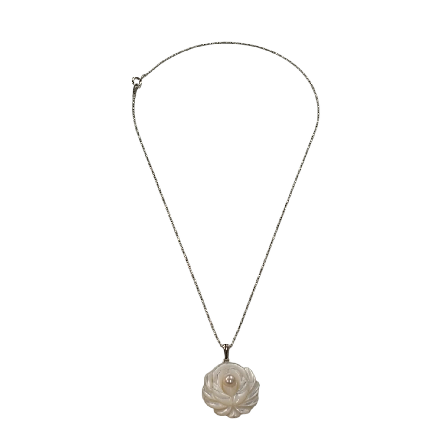 MIKIMOTO Necklace White