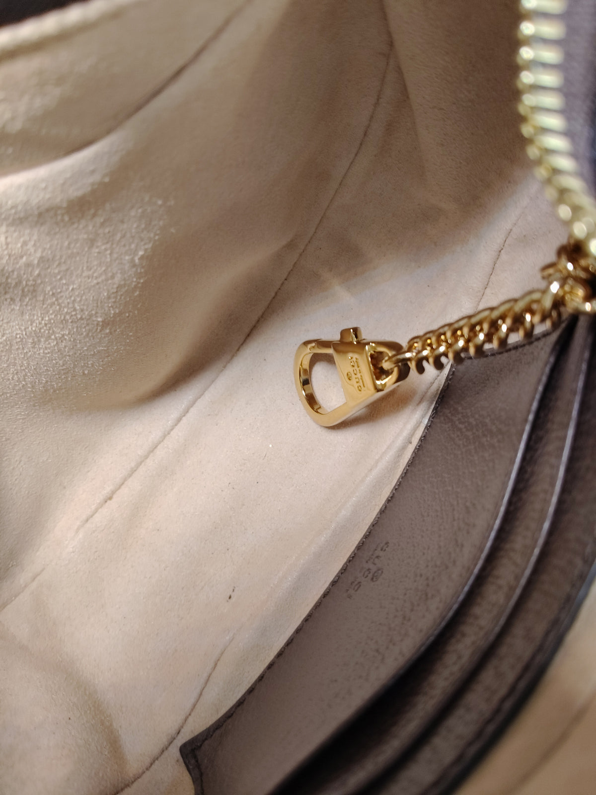 GUCCI SHOULDER BAG RANK A 658551