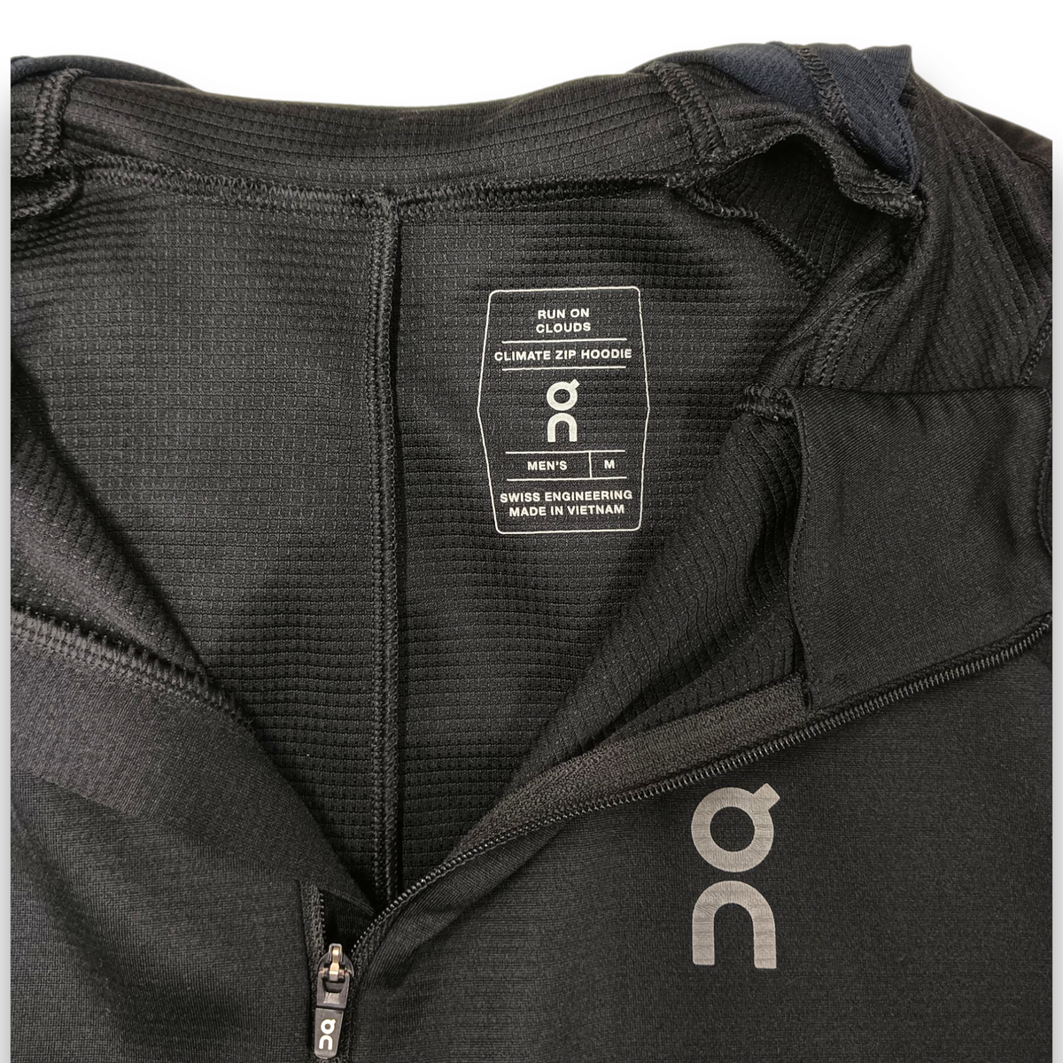 On Clouds Zip Hoodie Size M Mens Black Rank (B) 1ME1025