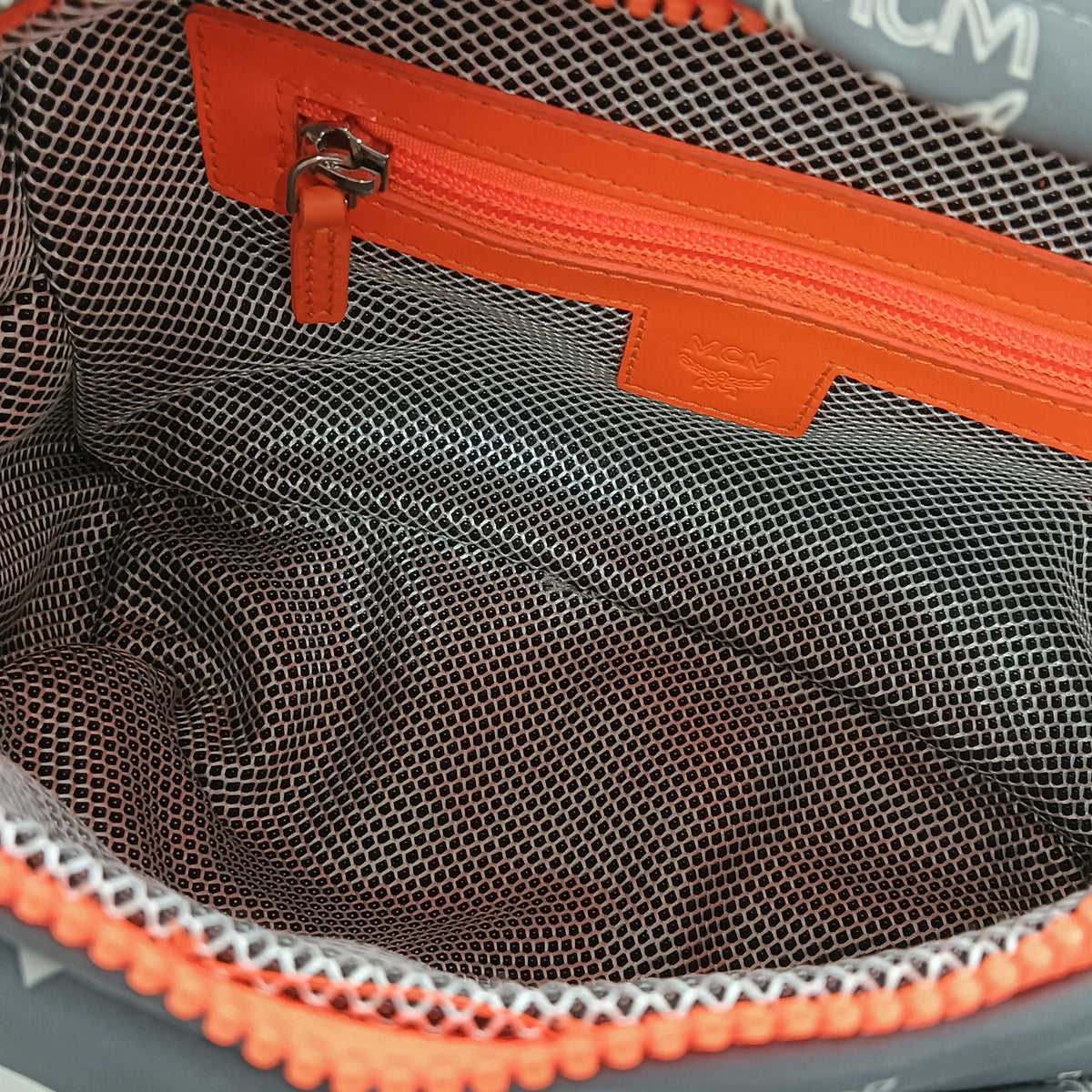 MCM Body Bag MUZ9SRA07FG001 Rank(B)