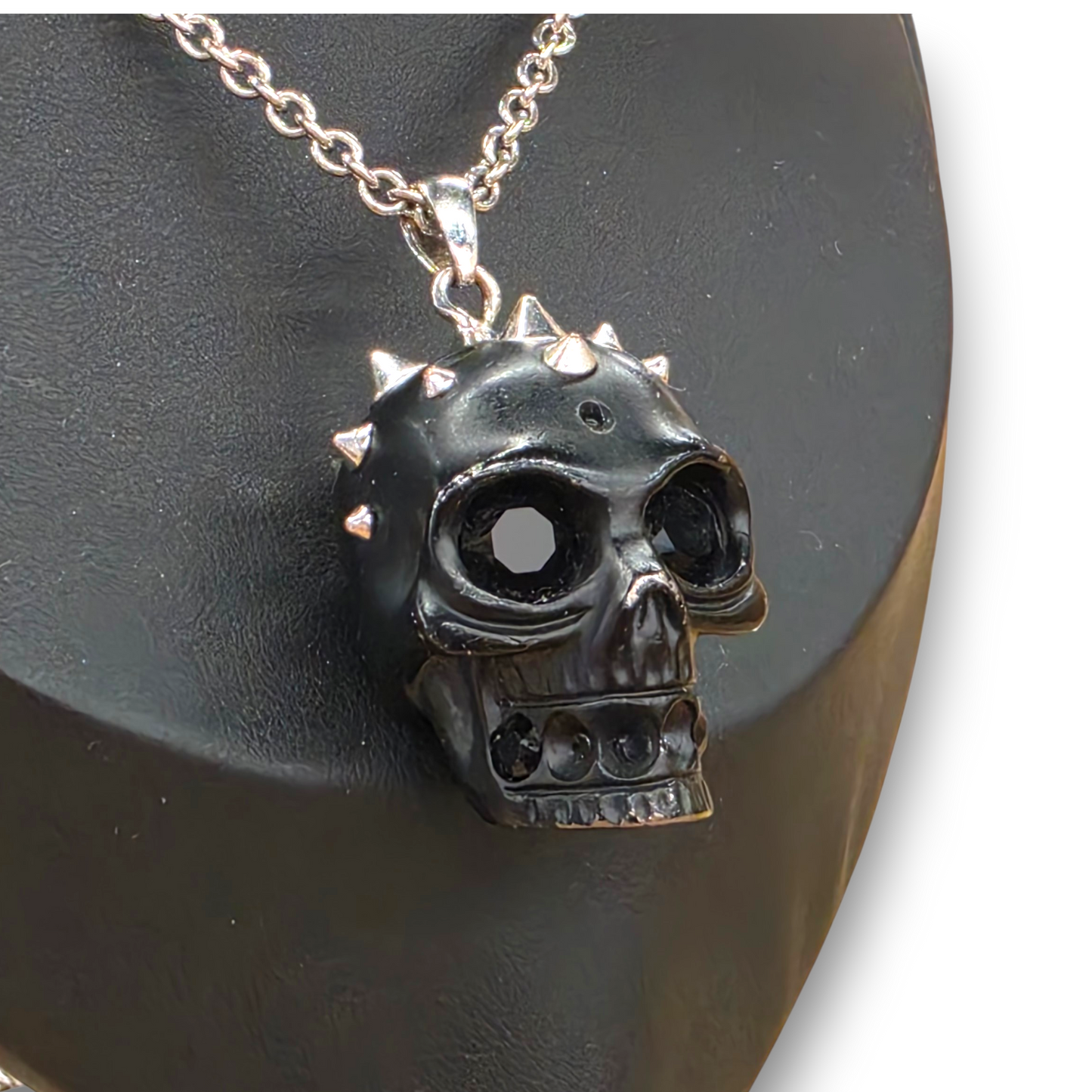 ALEXANDER McQUEEN Neclace Rank (B) Black Skull Pendant Top