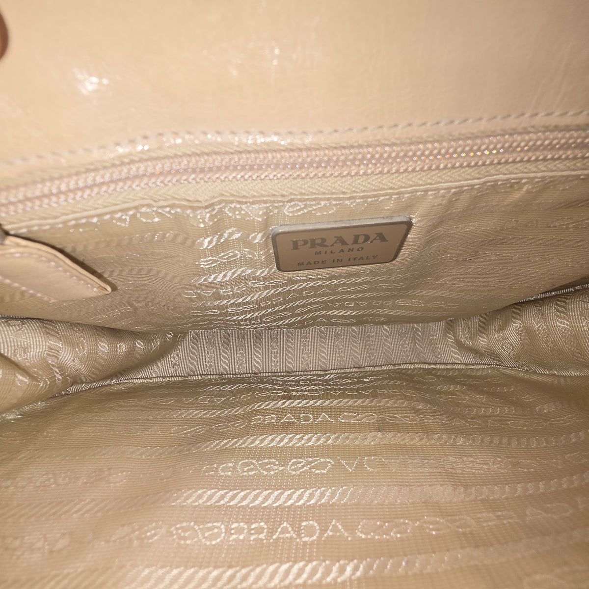 Prada Shoulder Bag B6662 Rank (B) Beige Ds-colored*/Damage 28