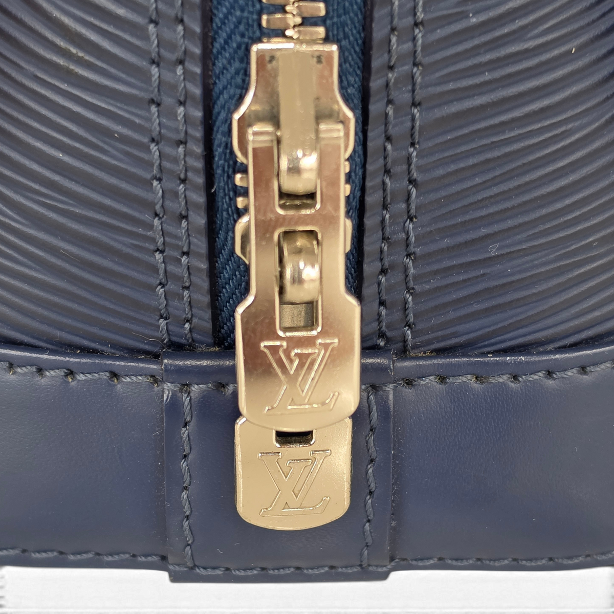 Louis Vuitton Shoulder Bag M40855 Rank (AB) Navy FL4103 AlmaBB