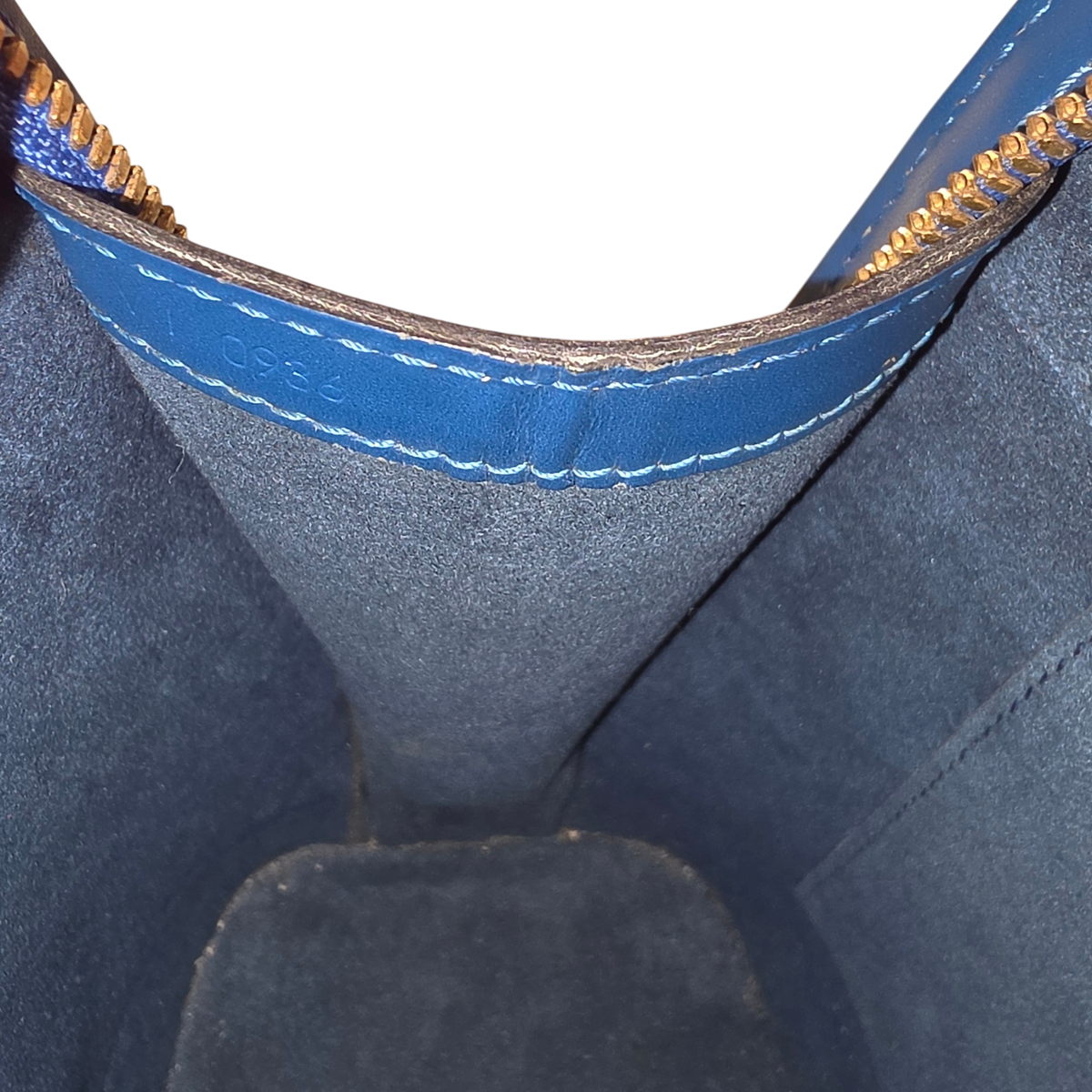 Louis Vuitton HandBag Epi M52285 Rank(B) Blue Scratch VI0936