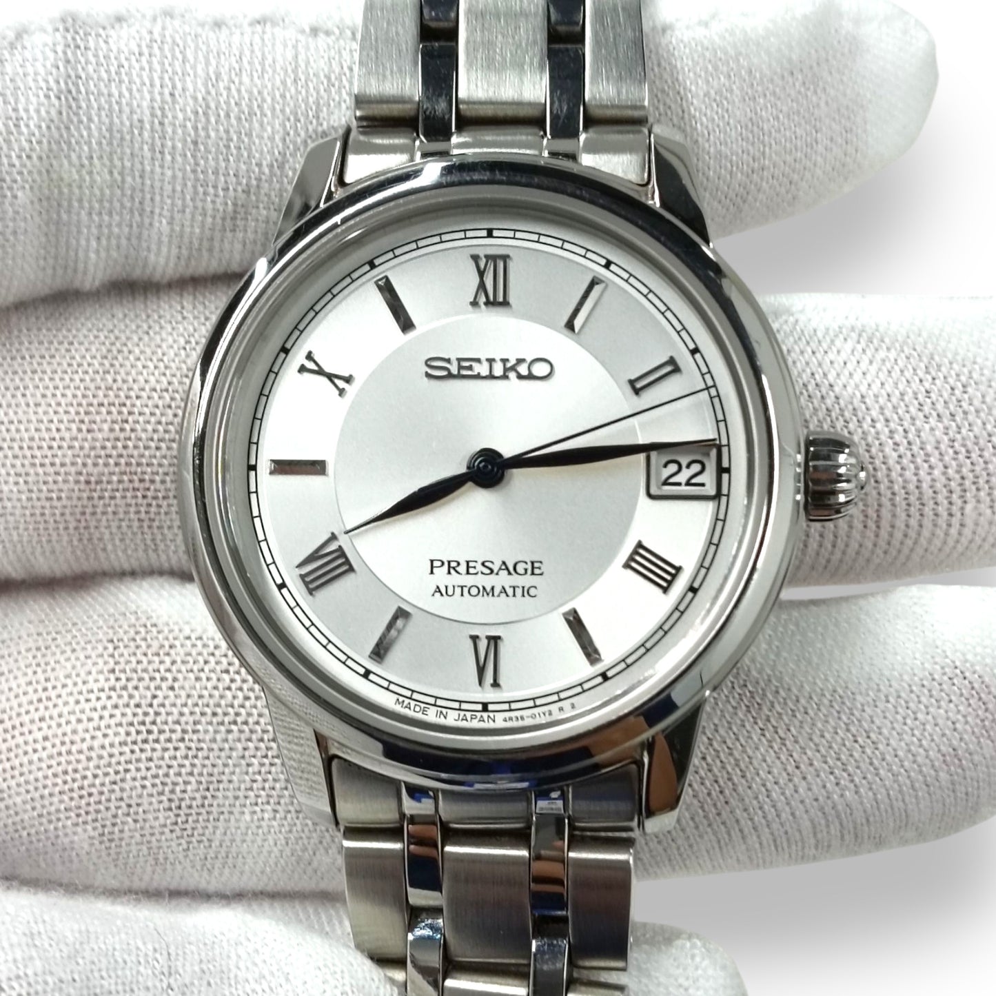 SEIKO Wrist Watch 4R35-01B0 Stainless Steel Rank (B)