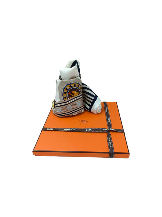 HERMES Scarf Carre Twill LA SELLE
