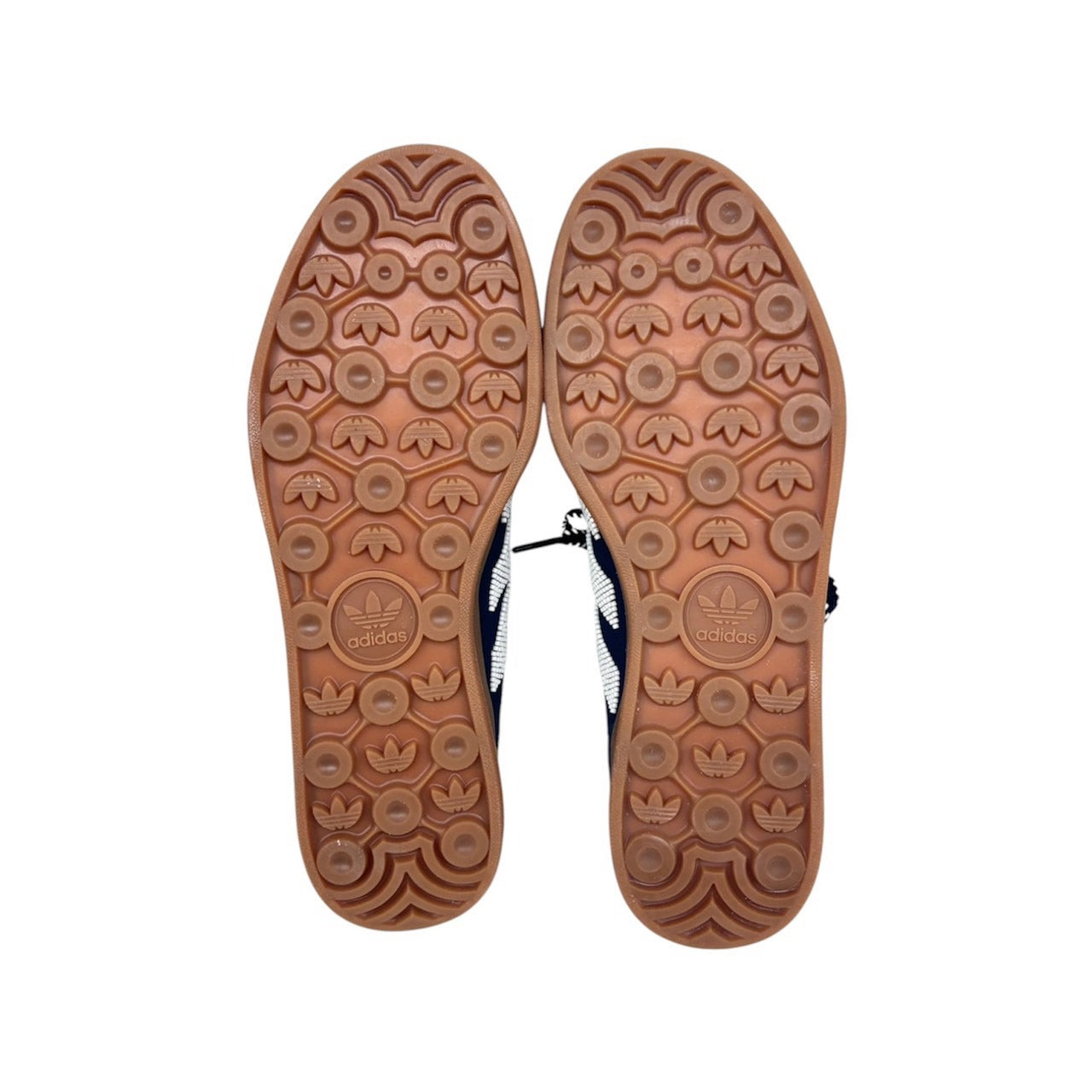 ADIDAS Sneaker 8.5US IH3725 NEVY