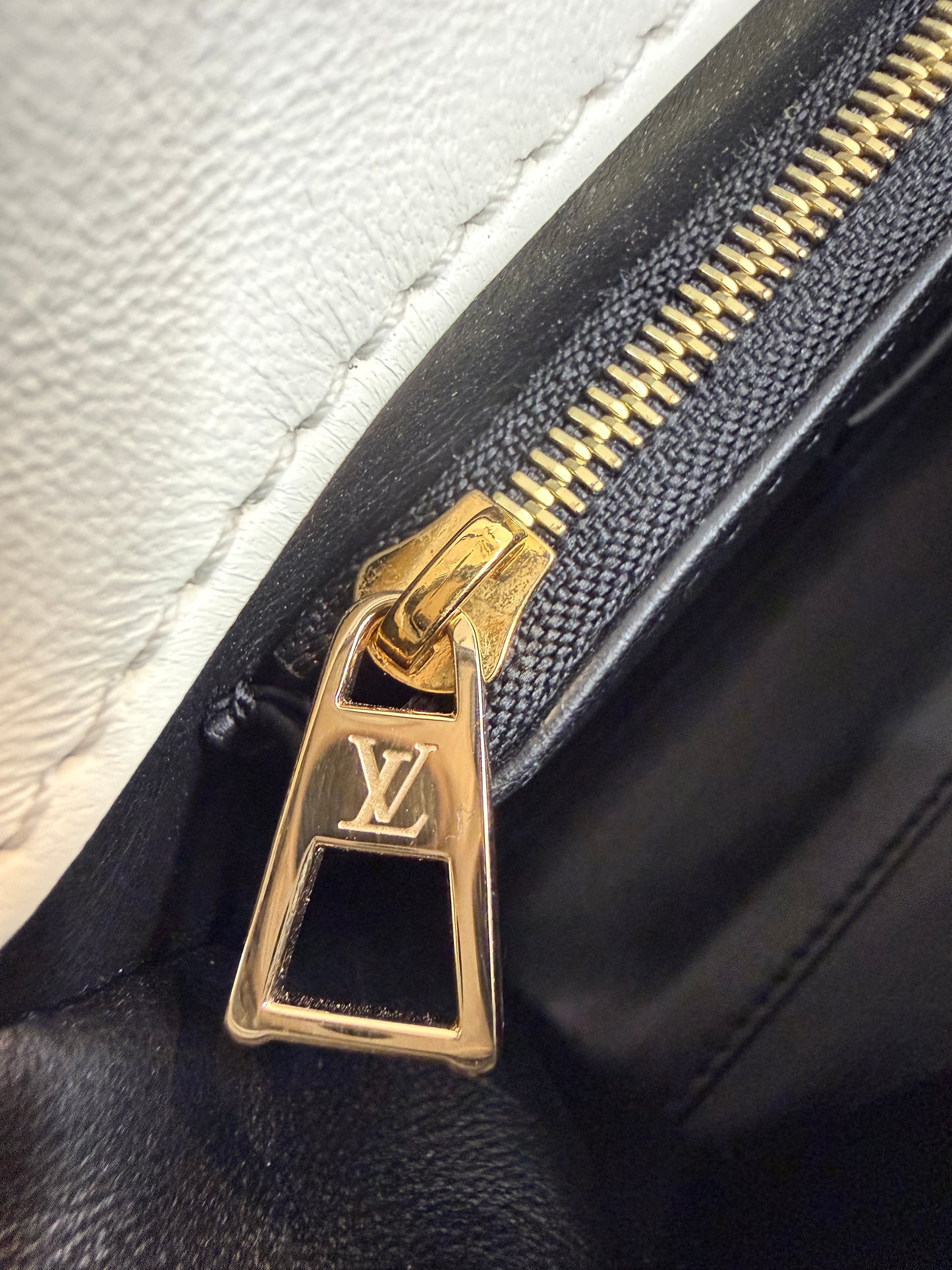 LOUIS VUITTON 2WAY BAG PICO GO-14 M23762 WHITE/BLACK