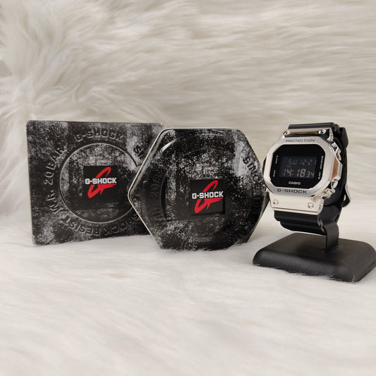 CASIO G-SHOCK GM-5600