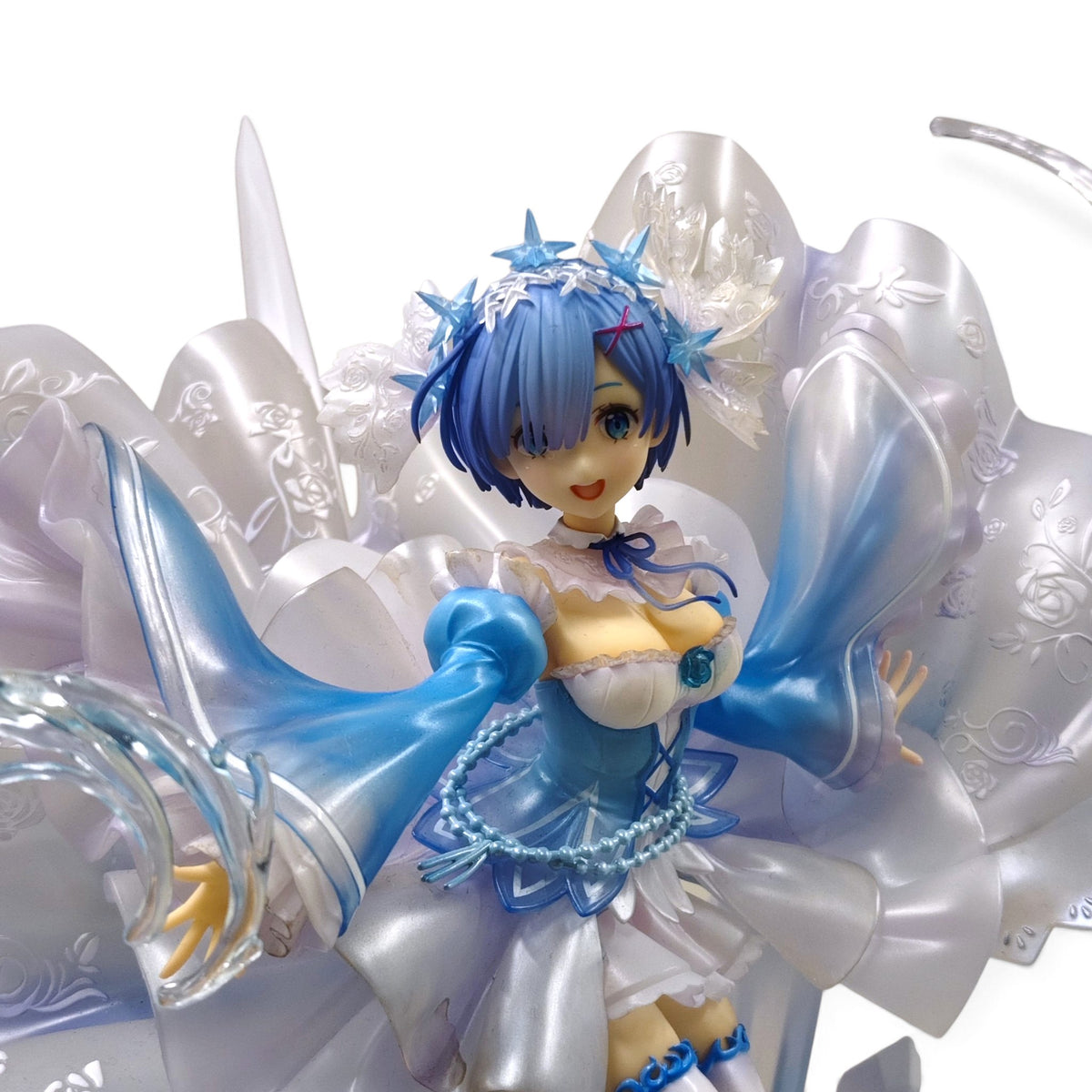 LUMINASTA FIGURE REM - CRYSTAL DRESS RANK(B) RE:ZERO - STARTING LIFE IN ANOTHER WORLD