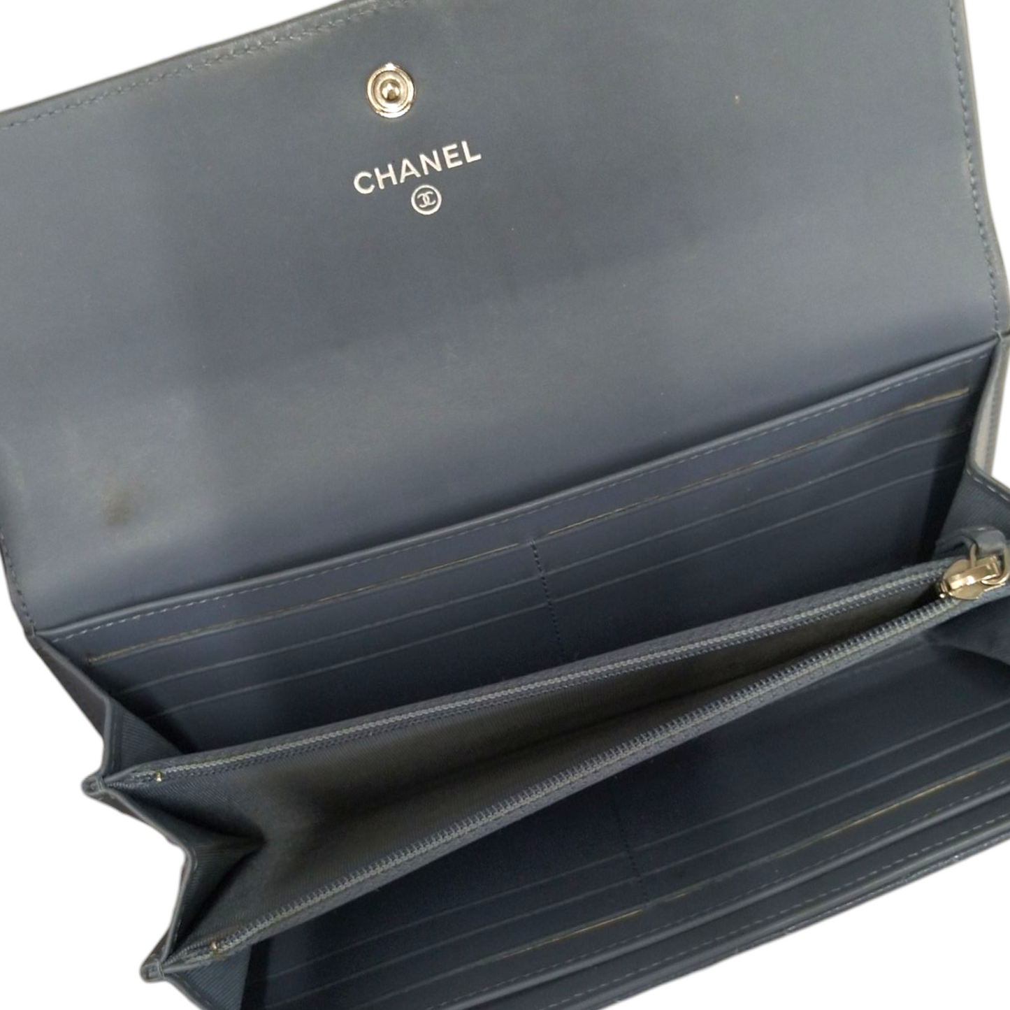 CHANEL Long Wallet Cavier Blue Stain 19767798 Rank (BC)