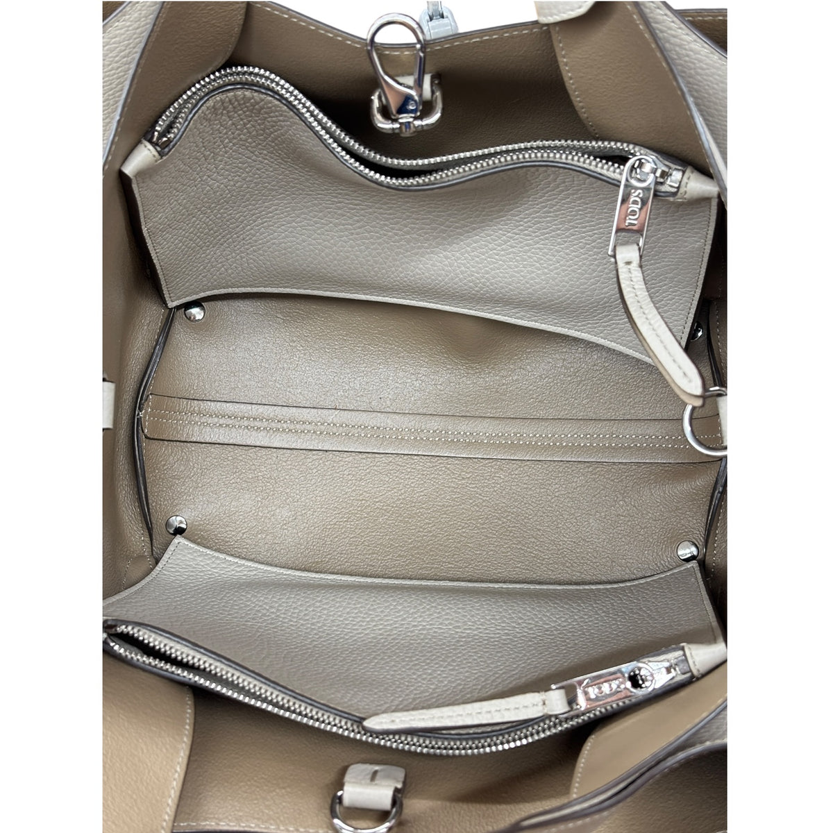 TOD'S 2 Way Bag Pebbled White