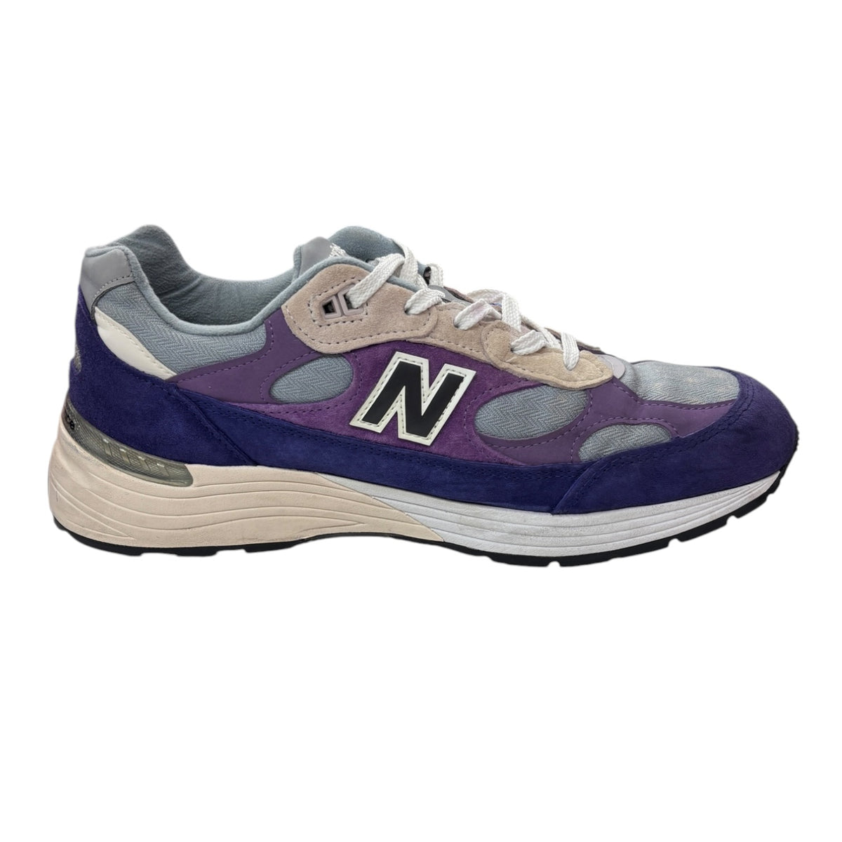 NEW BALANCE Sneaker size 44 M992AA Mens Purple