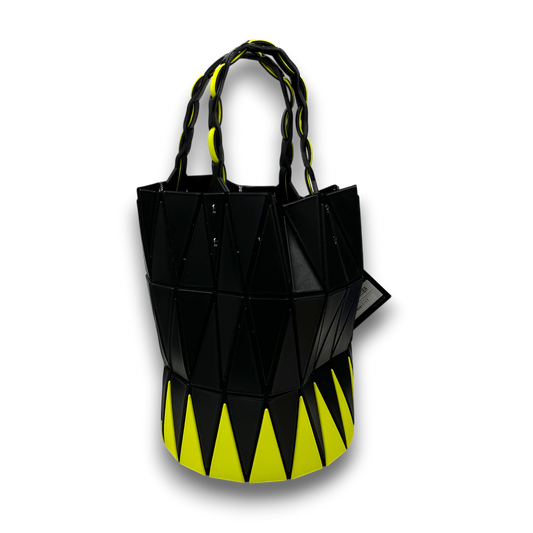 BAO BAO ISSEY MIYAKE Handbag BB18-AG811 Rank(B) Black/Yellow