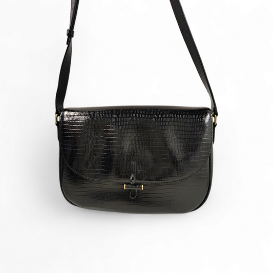 TOUT Y EST Shoulder bag *Stain* Black Rank B