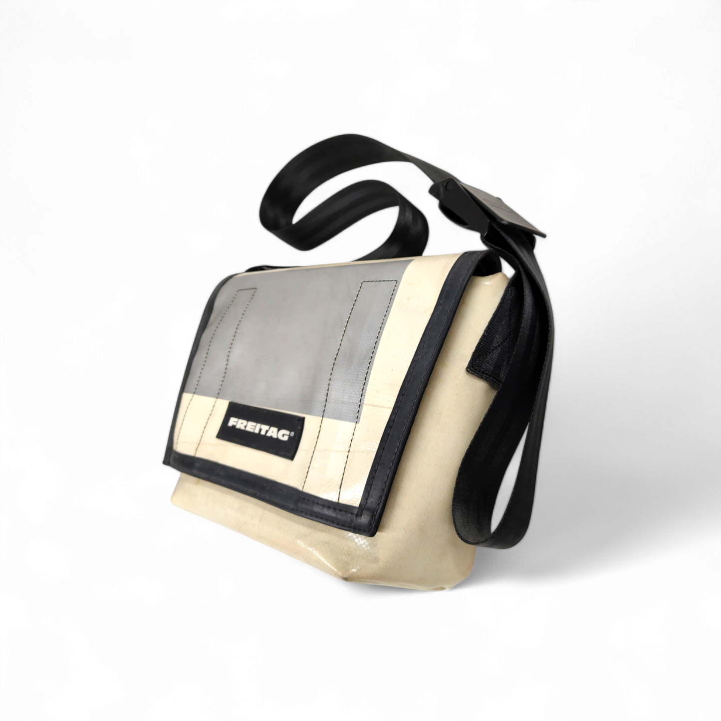FREITAG Shoulder Bag F11 LASSIE White And Gray *Stain* Rank B