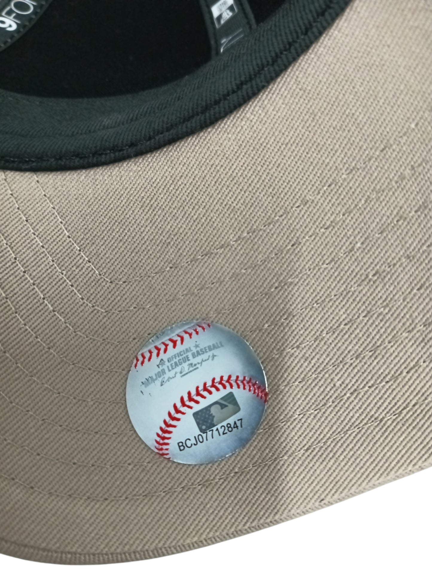 Cap New Era 9FORTY Rank (B) Light Brown