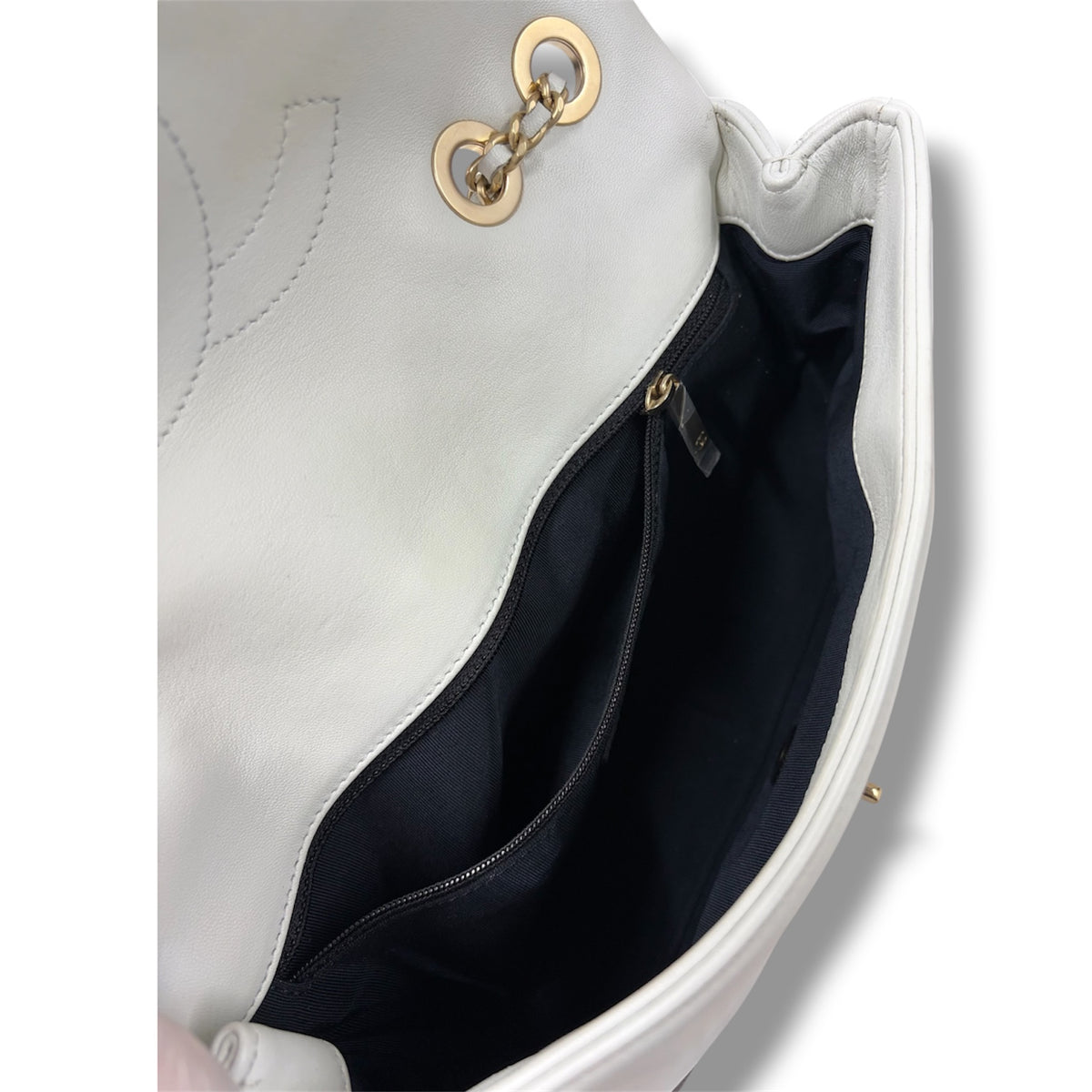 CHANEL SHOULDER BAG LAMBSKIN FLAP RANK(B) WHITE-BLACK STAIN 18023436