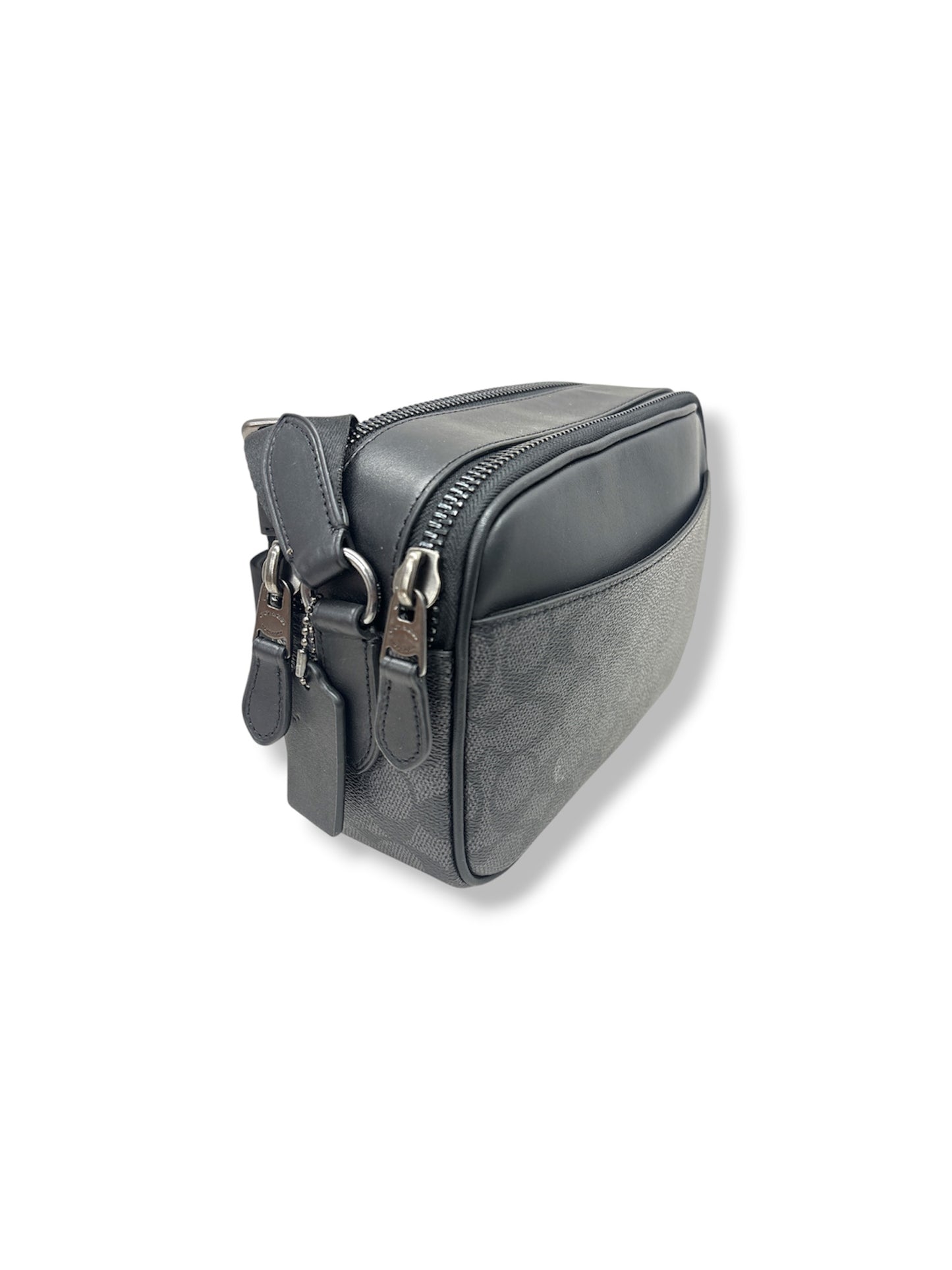 COACH BODY BAG CV921 RANK (A) BLACK AND DARK GRAY *STICKY ZIPPER GRAHAM IN SIGNATURE CANV