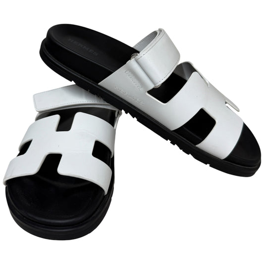 HERMES SANDAL 38 Black/White 222100Z Rank (B)