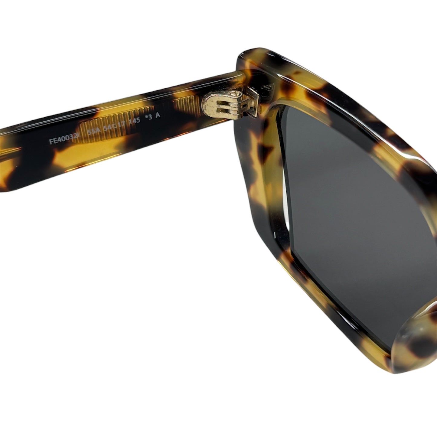 FENDI Sunglasses FE40021I Brown