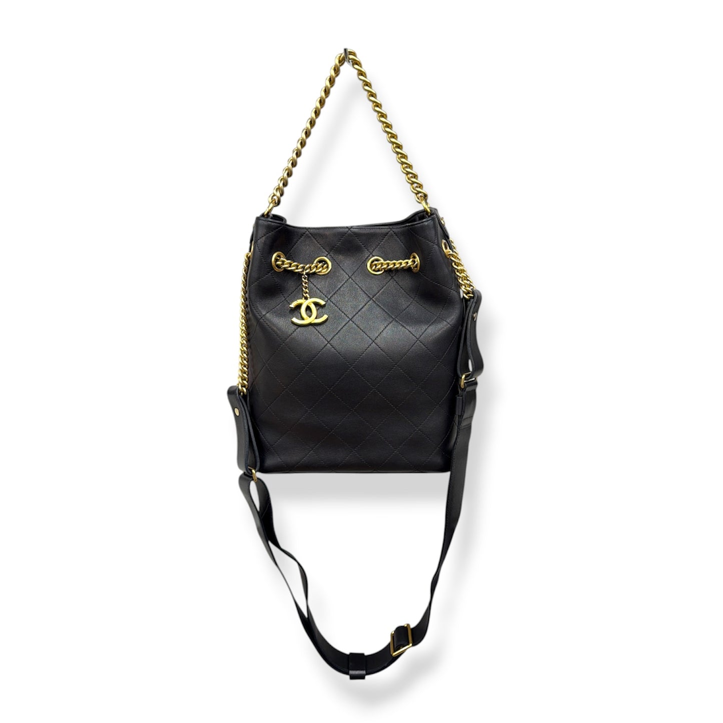 CHANEL Bucket Bag Calfskin Leather Black 23144770 Rank (B)