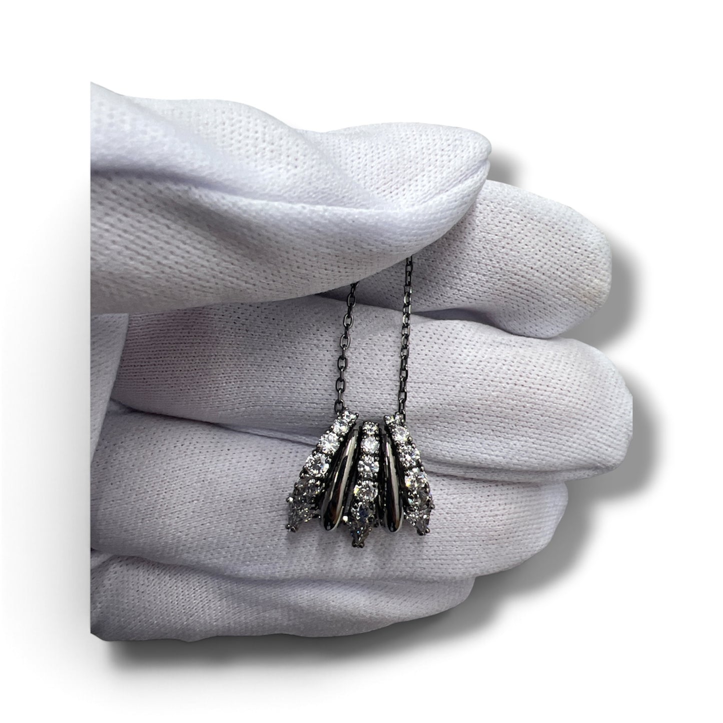 SWAROVSKI  NECKLACE  5735225 (RANK A)