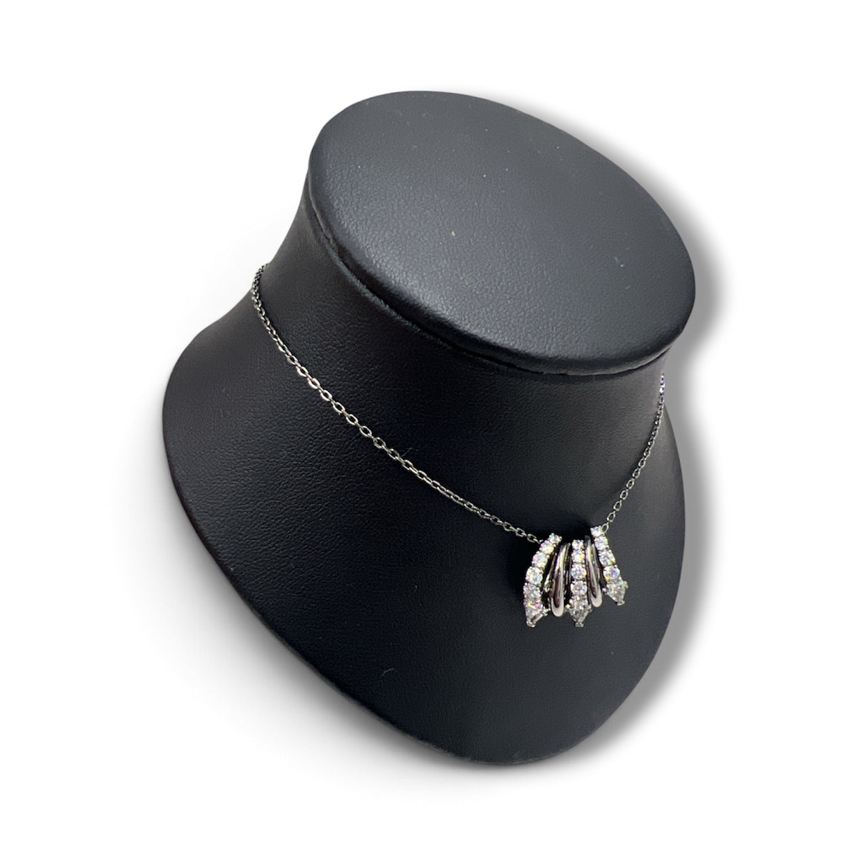 SWAROVSKI  NECKLACE  5735225 (RANK A)