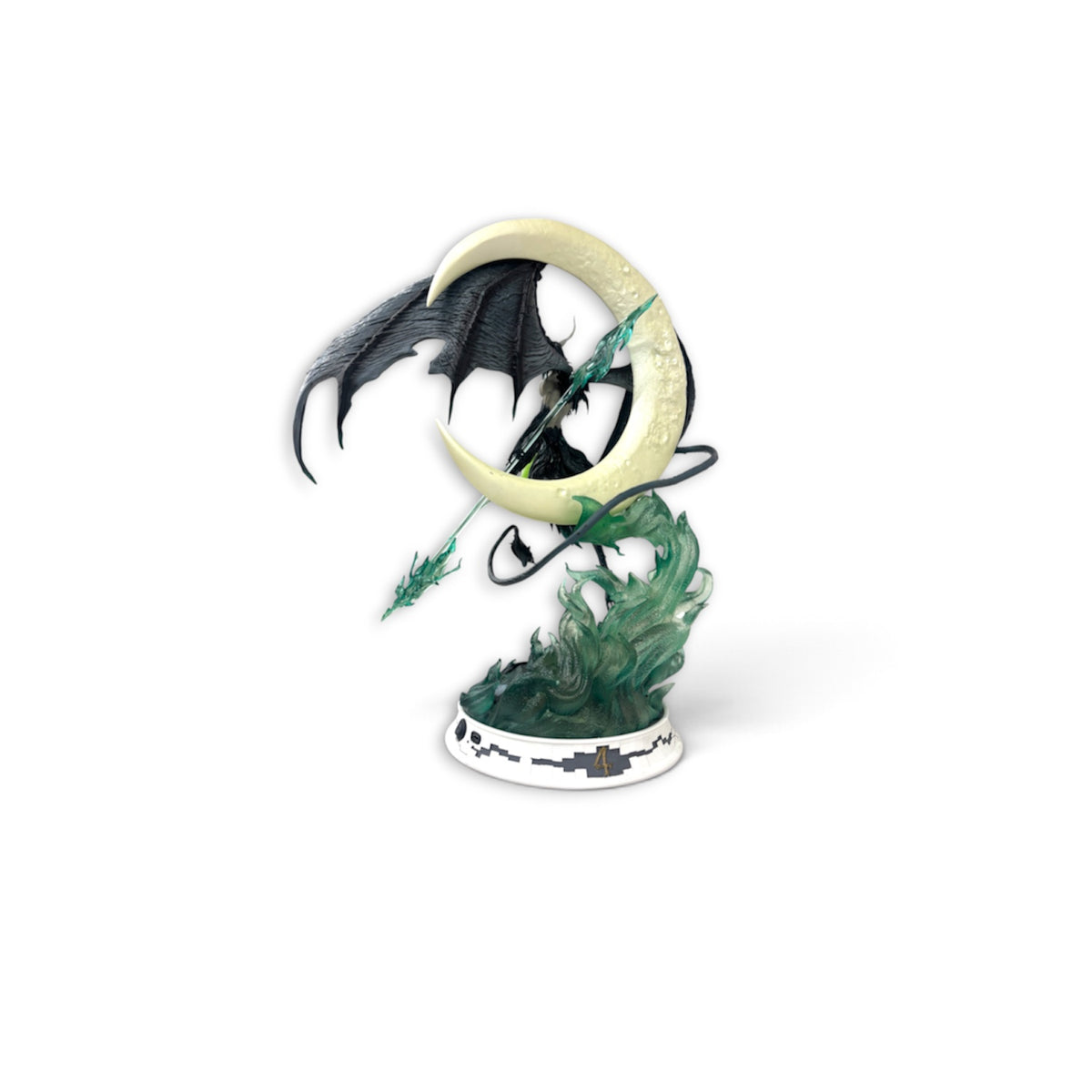 FIGURE ULQUIORRA CIFER ESPADA 4