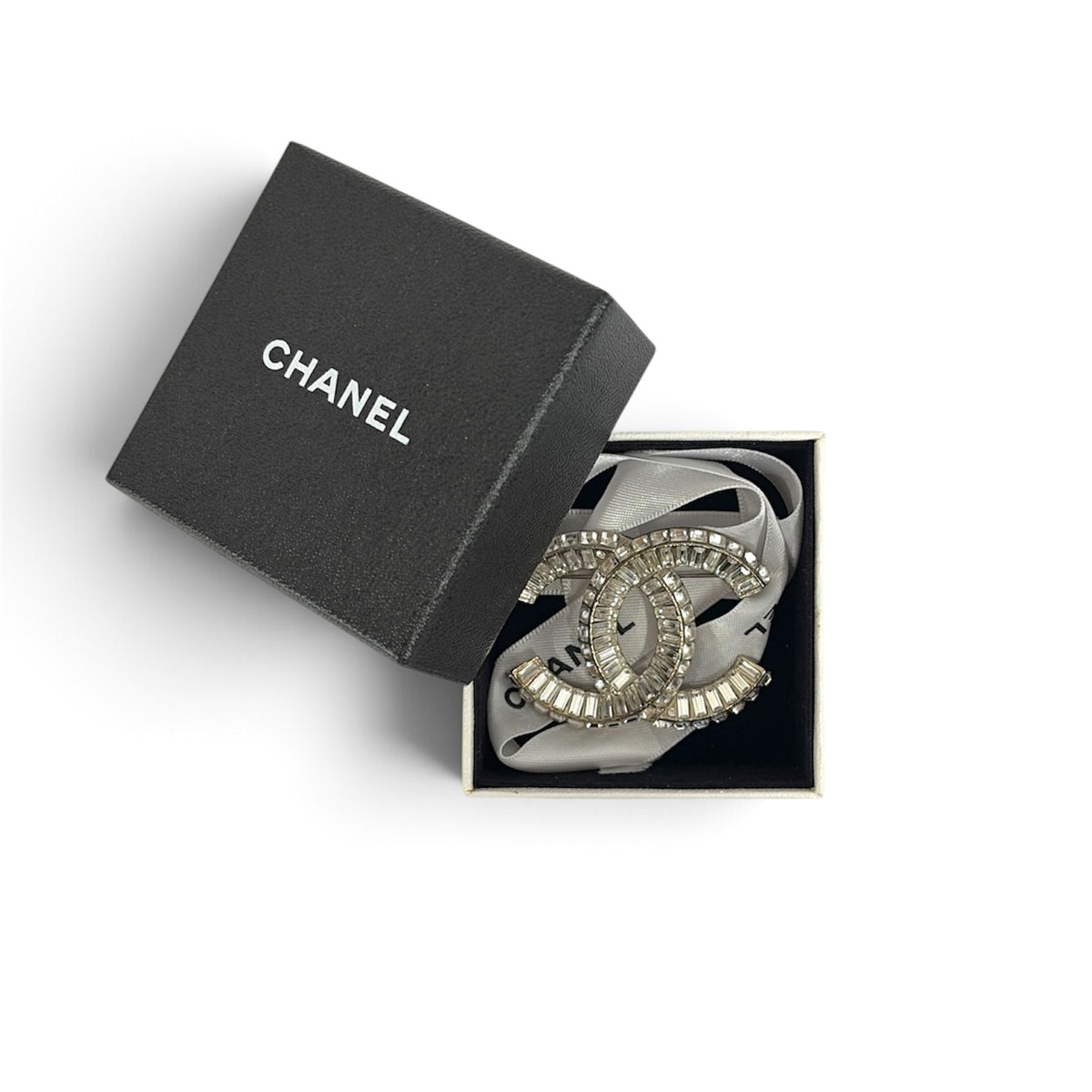 CHANEL Brooch Silver A63085/A15V Rank (B)