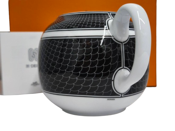 HERMES Rank (B) White/Black H Deco Tea Pot
